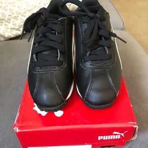 Boys Puma Sneakers